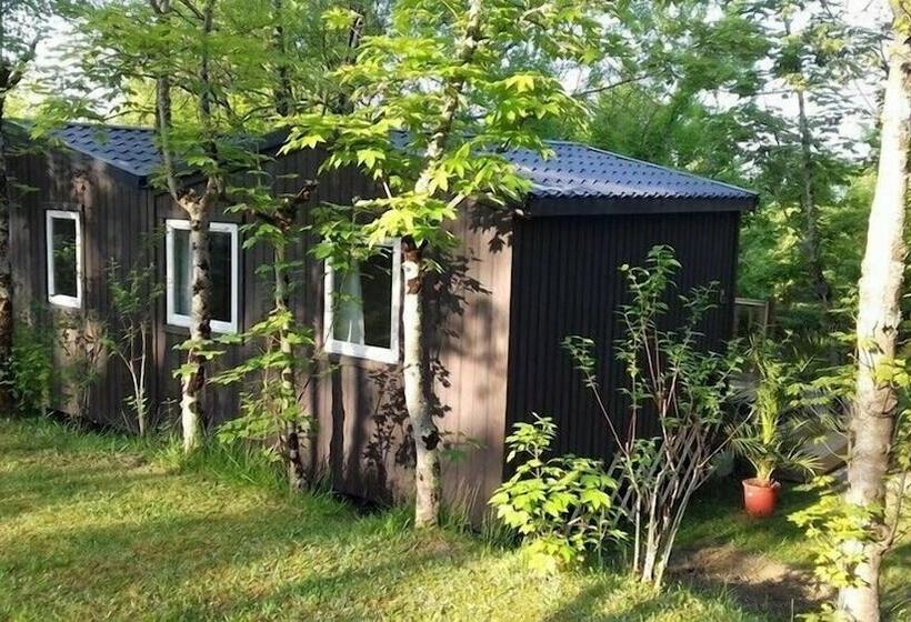 בית מלון כפרי Camping Le Faillal Cabanes Et Chalets