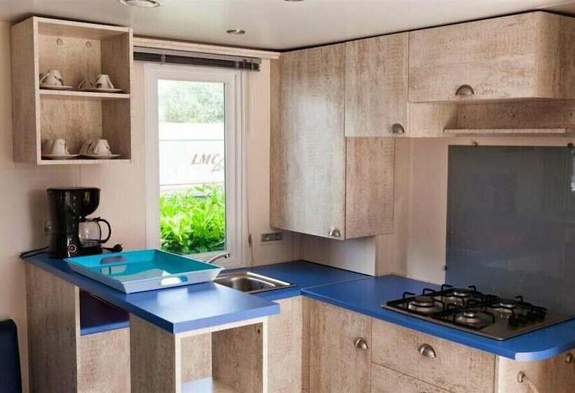 בית מלון כפרי Camping Le Faillal Cabanes Et Chalets