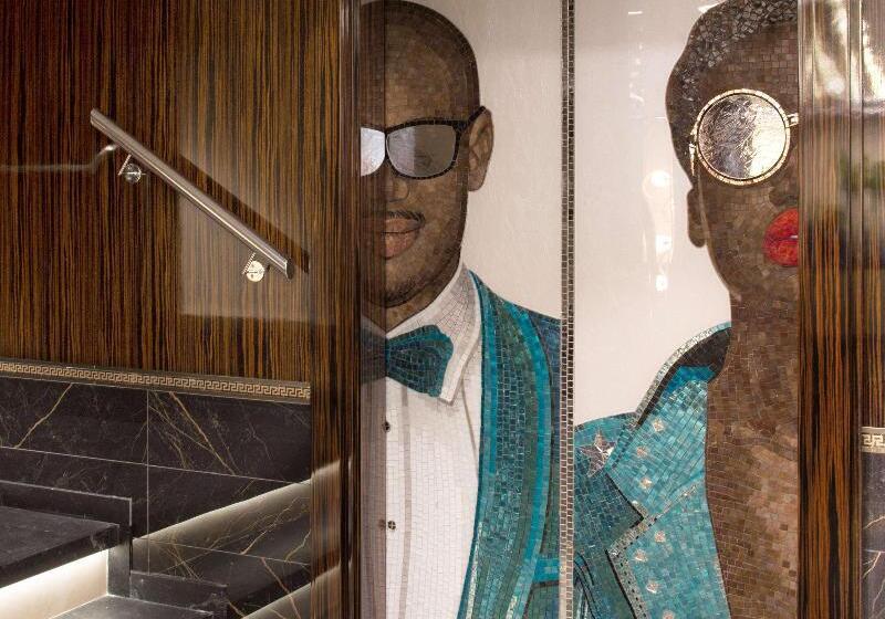 هتل Doubletree By Hilton A Coruna