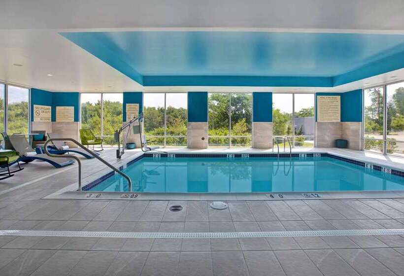 فندق Hampton Inn & Suites Deptford