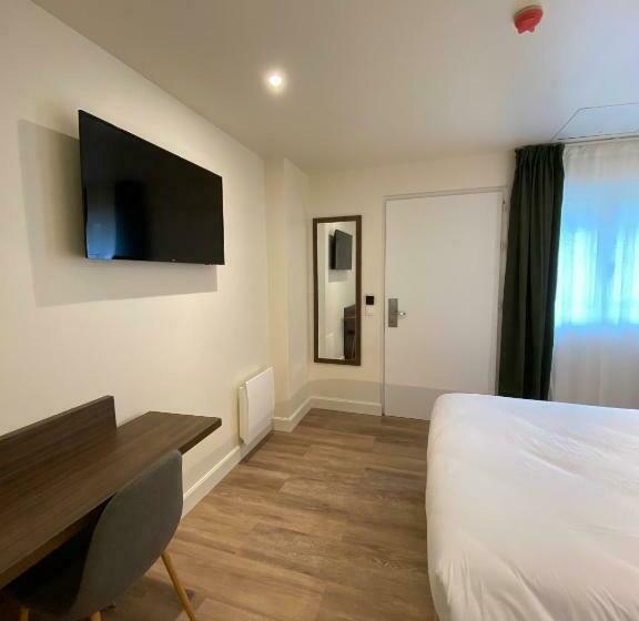 Mayrena Hotel Restaurant