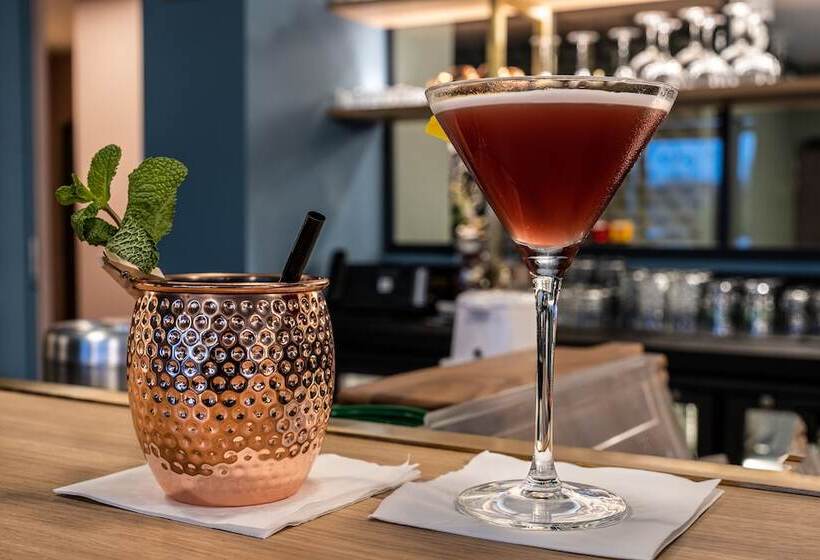 Mayrena Hotel Restaurant