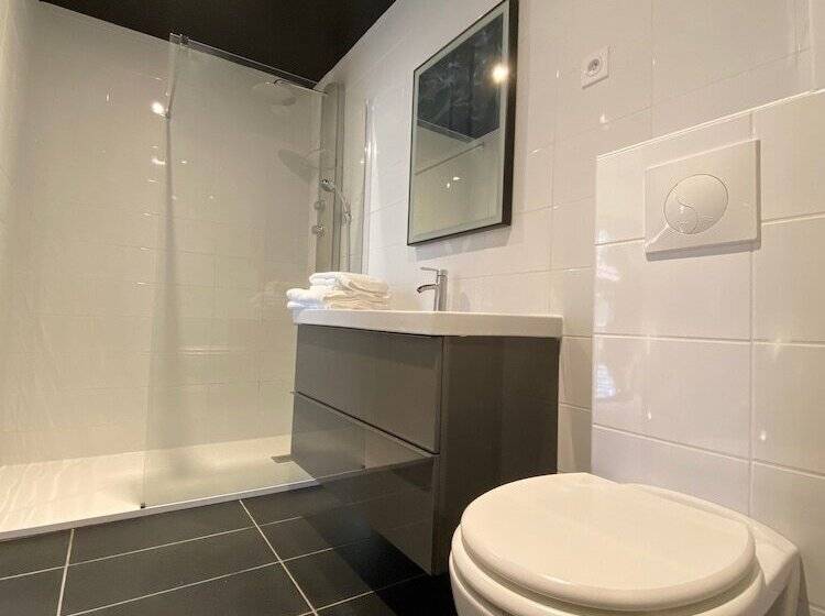 Mayrena Hotel Restaurant