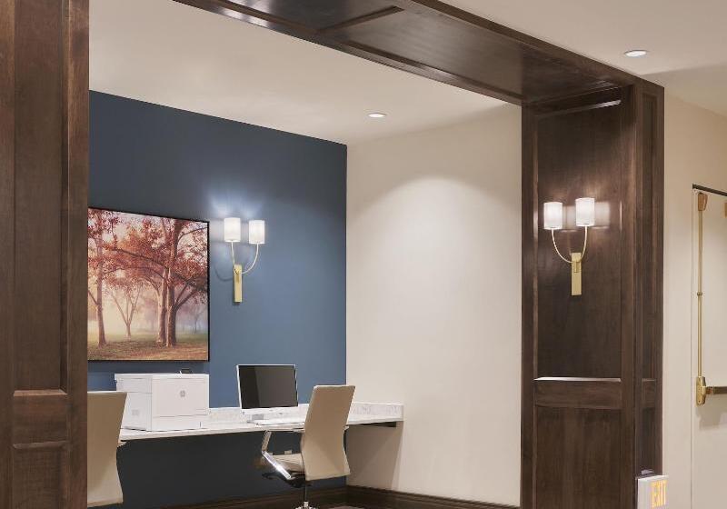 ホテル The Inn At Meadowbrook