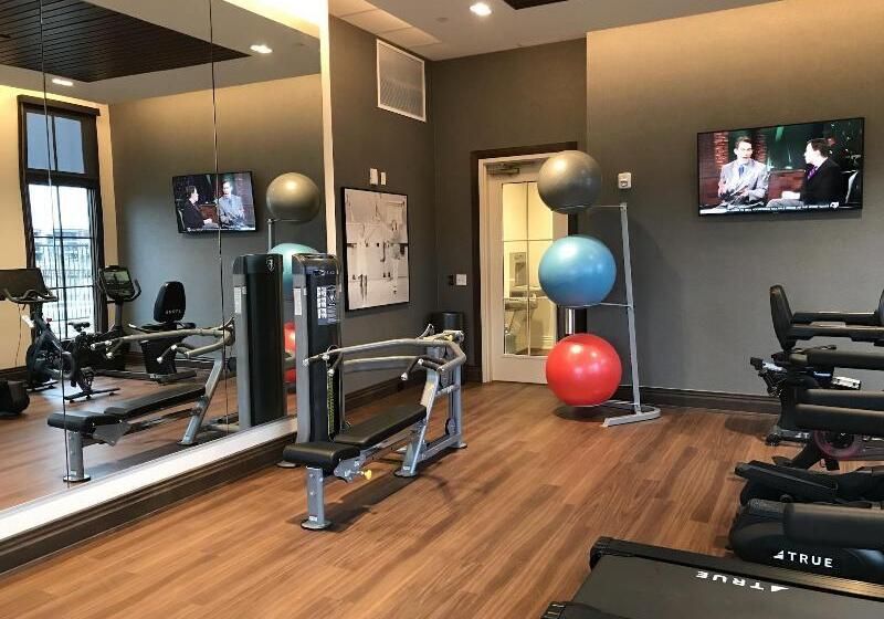 ホテル The Inn At Meadowbrook