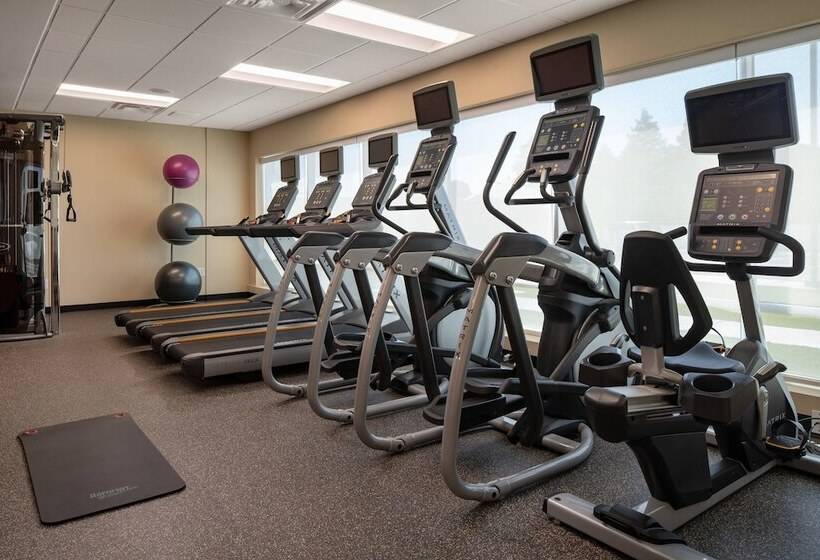 ホテル Towneplace Suites Fresno Clovis