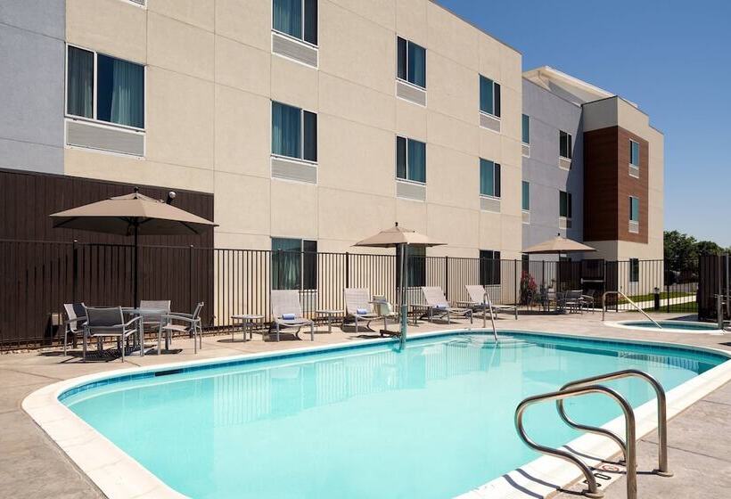 هتل Towneplace Suites Fresno Clovis