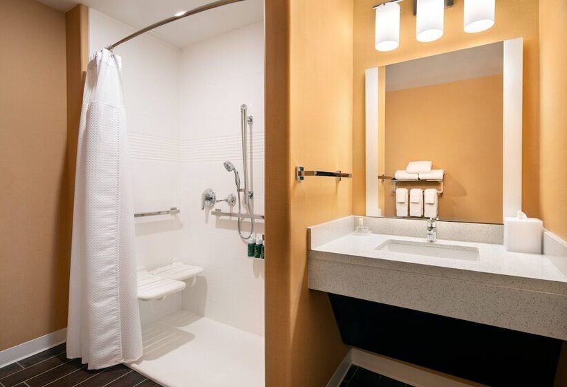 ホテル Towneplace Suites Fresno Clovis