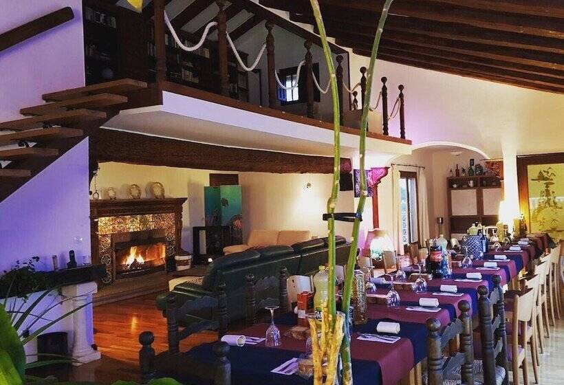 پانسیون Can Maravilla