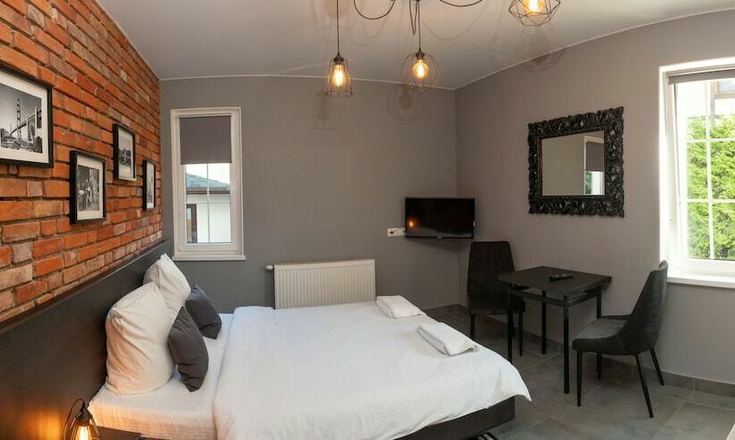 پانسیون Guest House Shtenvald