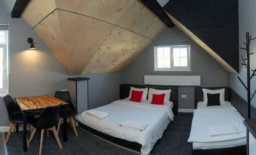 پانسیون Guest House Shtenvald