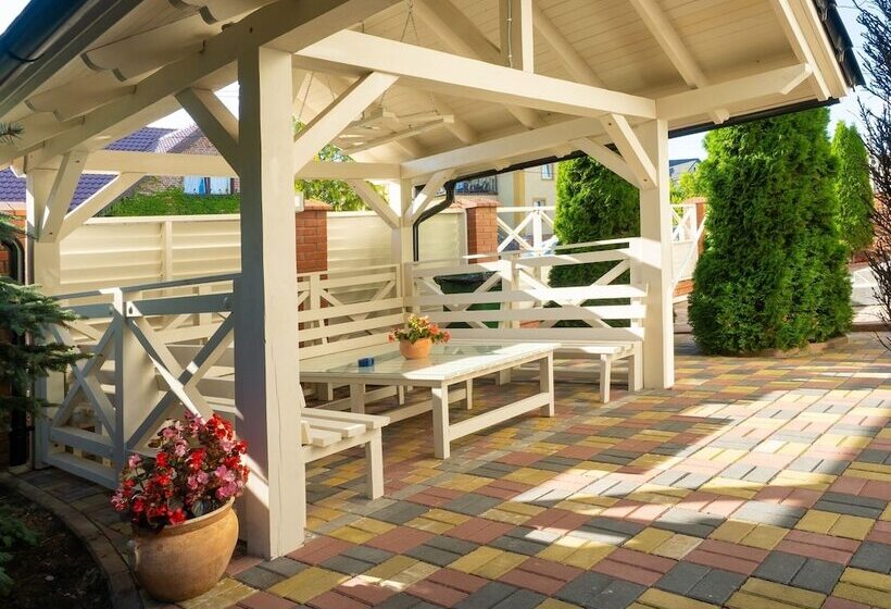 پانسیون Guest House Shtenvald