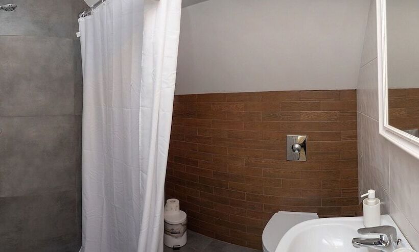 پانسیون Guest House Shtenvald