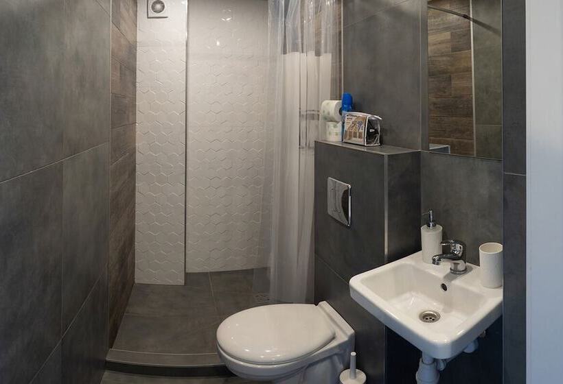 پانسیون Guest House Shtenvald