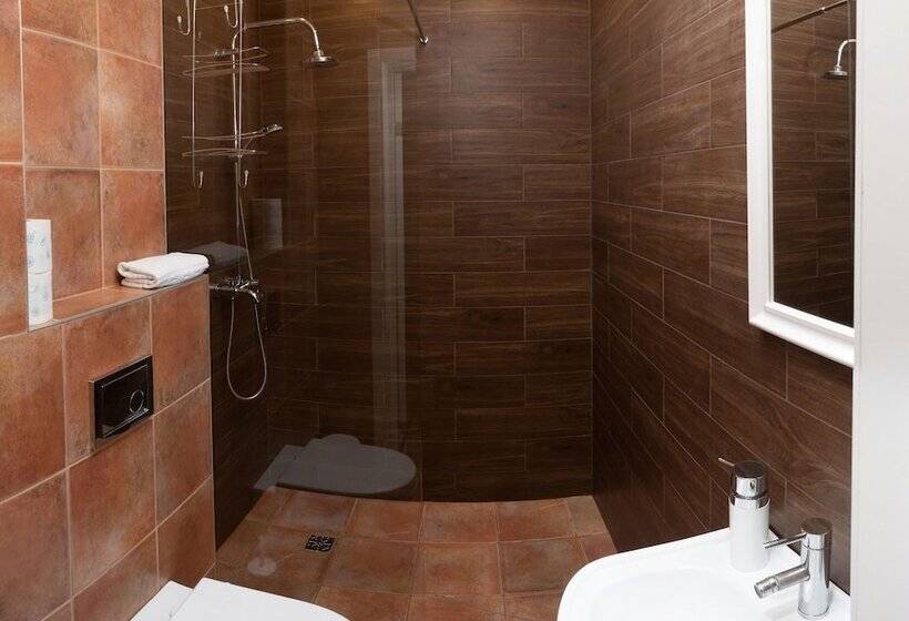 پانسیون Guest House Shtenvald