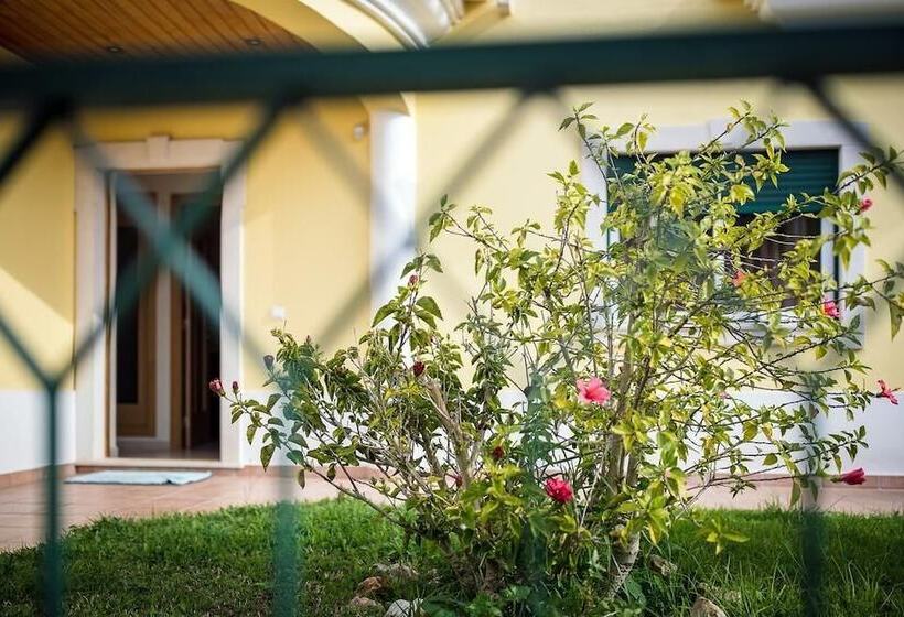 بنسيون Laguna Formosa