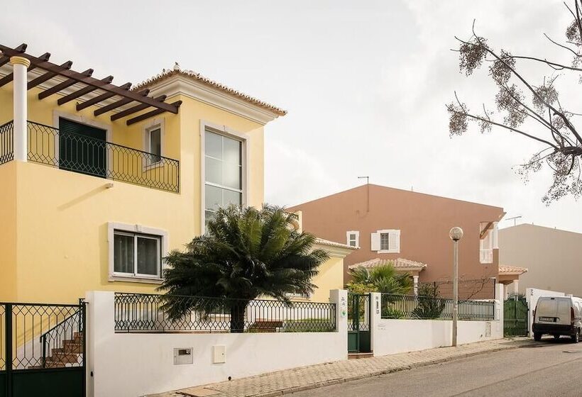 بنسيون Laguna Formosa