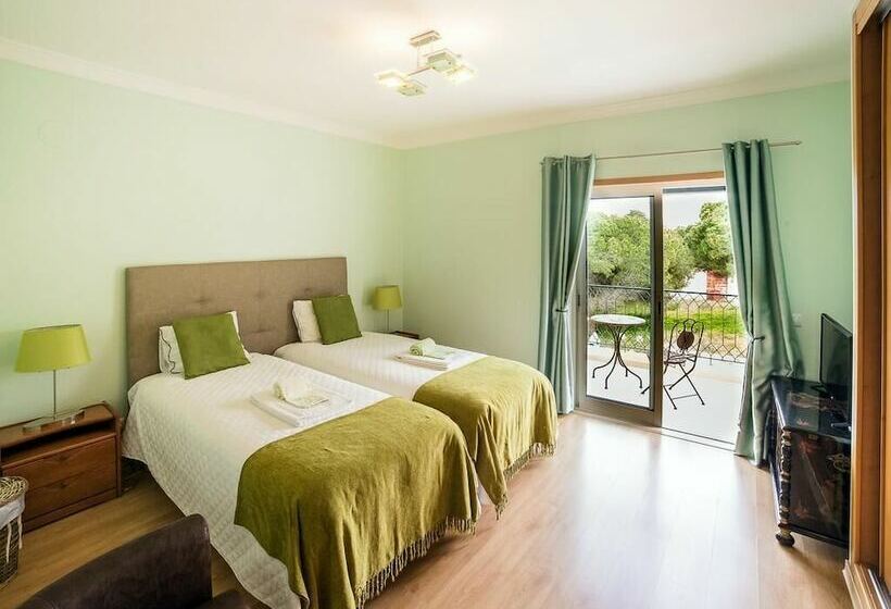 بنسيون Laguna Formosa