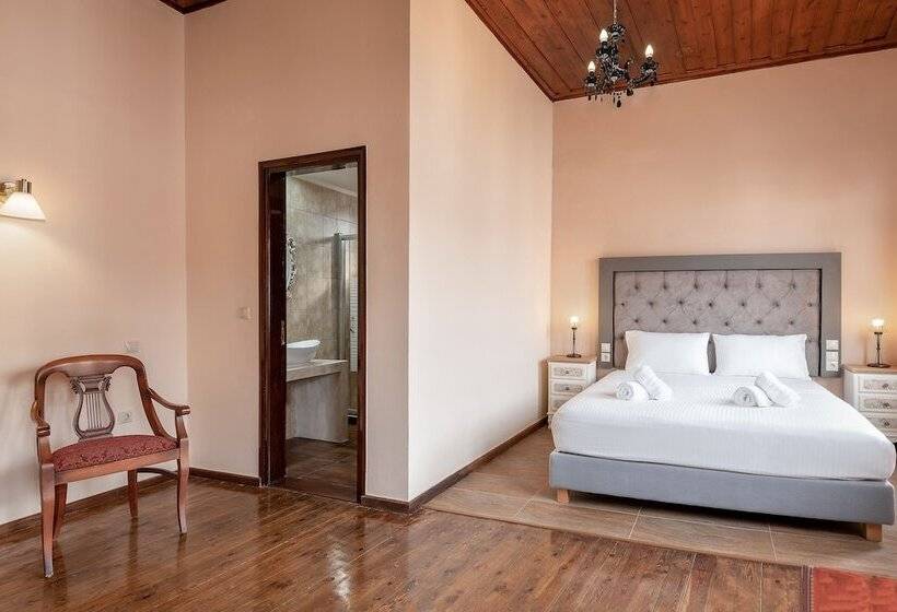 פנסיון Old Town Suites