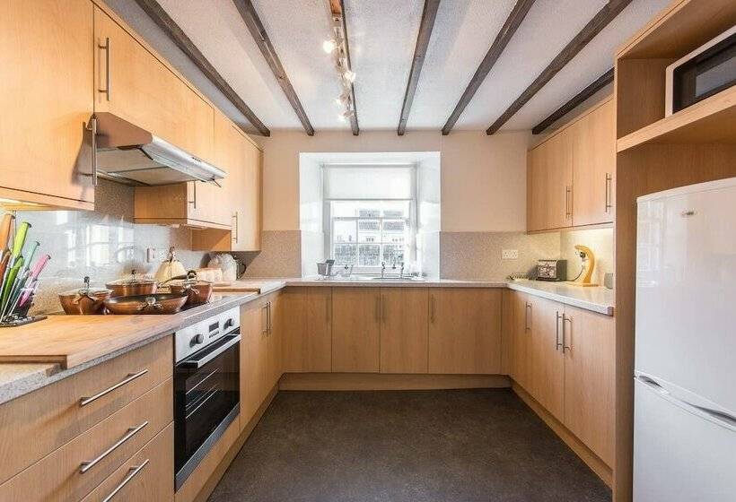 Quirky Cottage Heart Of St Andrews