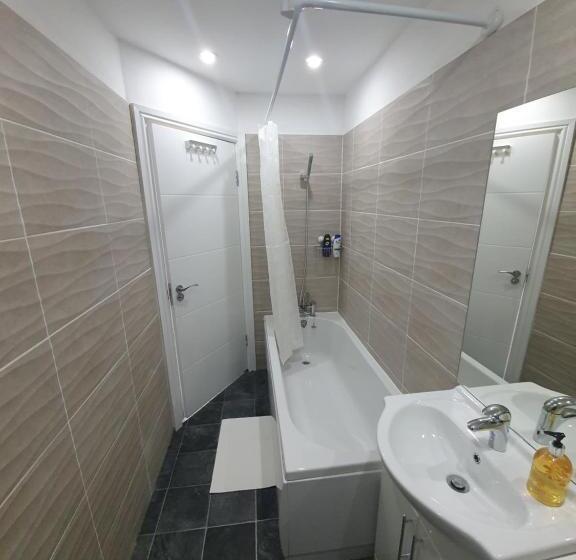 Резиденция Beautiful Rooms Shaw St And Pine St