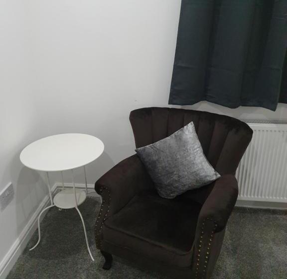 Резиденция Beautiful Rooms Shaw St And Pine St