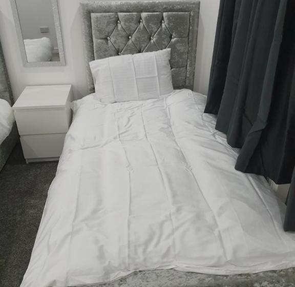 Резиденция Beautiful Rooms Shaw St And Pine St