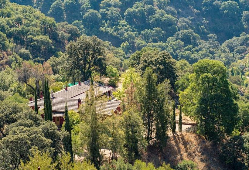 منتجع Secret Garden Retreats