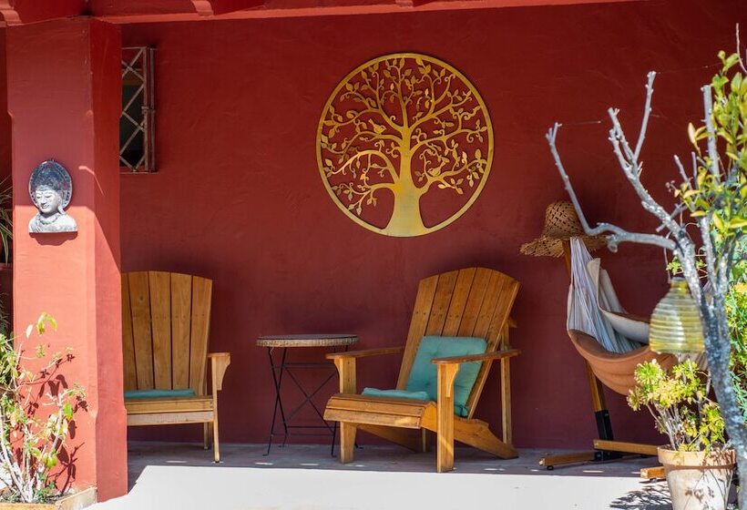 منتجع Secret Garden Retreats