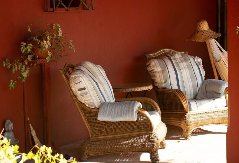 منتجع Secret Garden Retreats