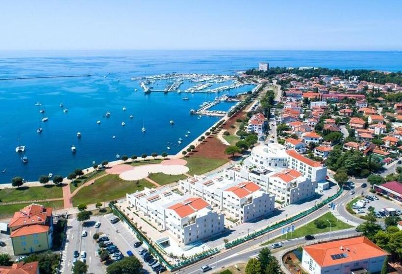 Garden Palace Resort