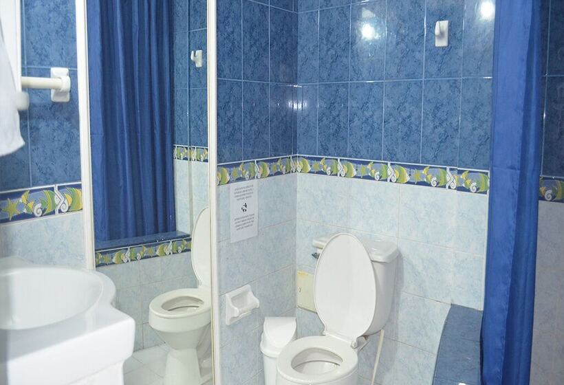 فندق فئة نجمة واحدة Posada Cocos Place