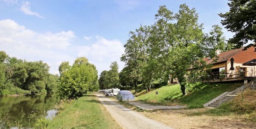 בית מלון כפרי Camping De L Ill Colmar