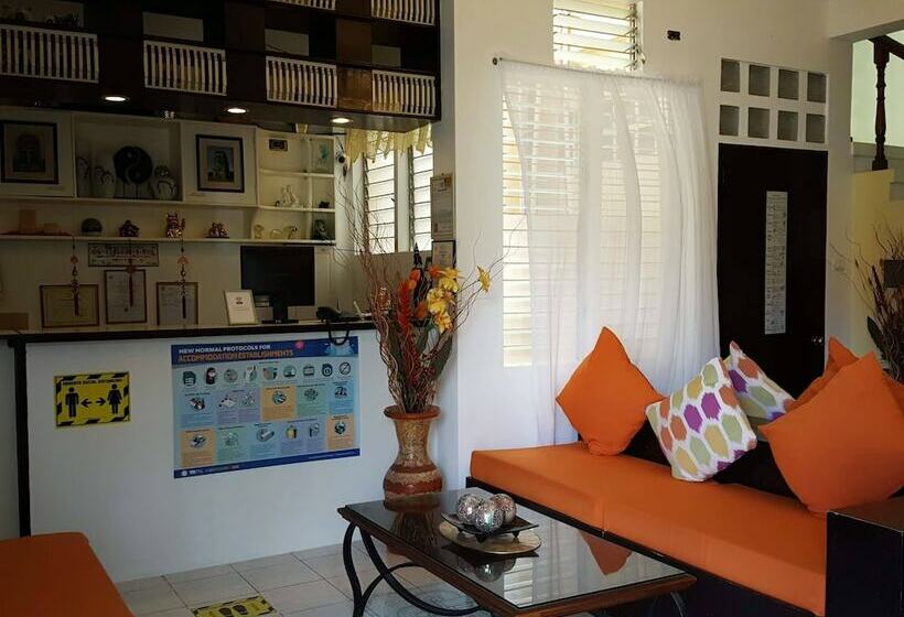 هتل Citadel Alona Inn