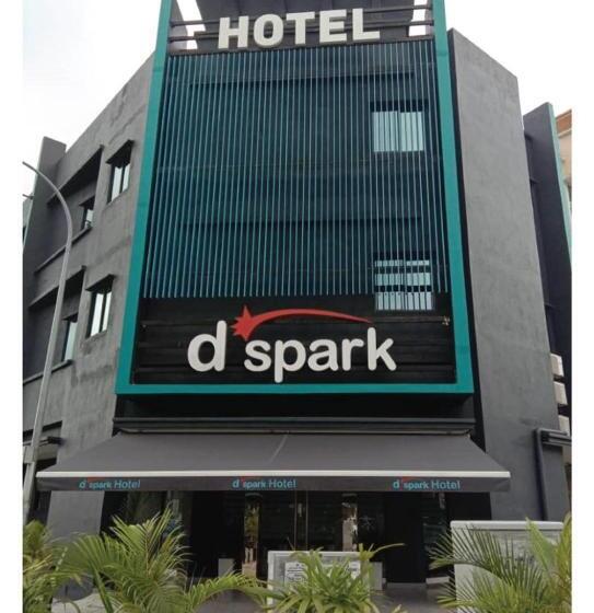 D Spark Hotel Bayu Tinggi