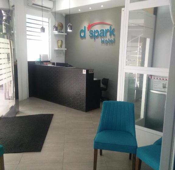 D Spark Hotel Bayu Tinggi