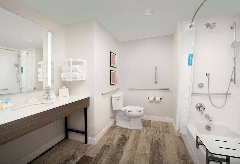 בית מלון כפרי Hampton Inn Boston Logan Airport Chelsea