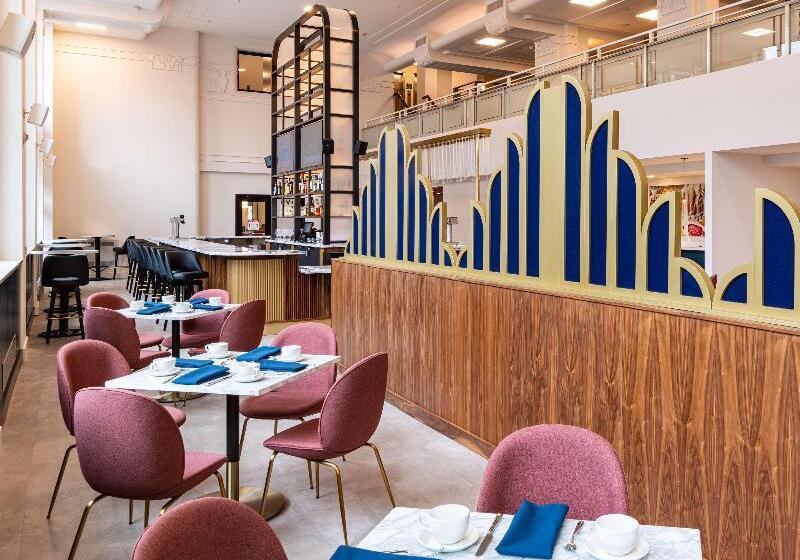 فندق Hilton Garden Inn Flint Downtown