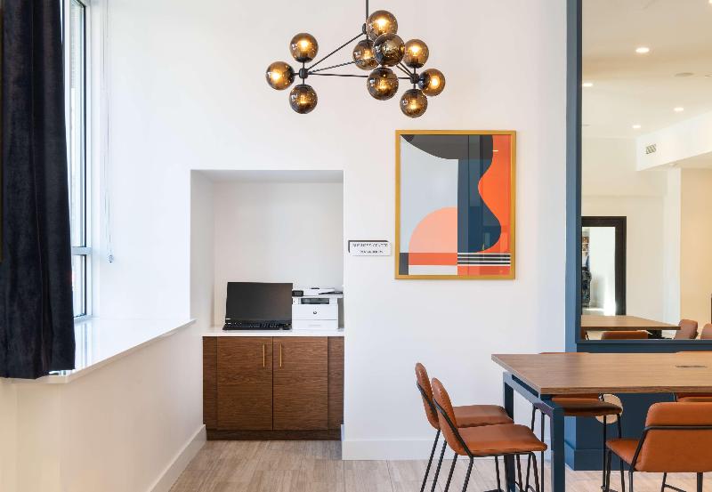 فندق Hilton Garden Inn Flint Downtown