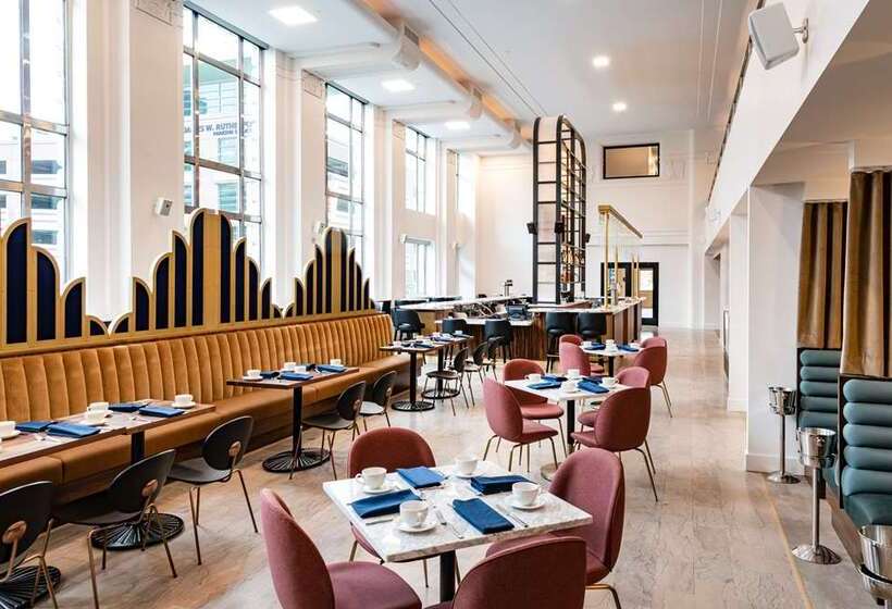 فندق Hilton Garden Inn Flint Downtown