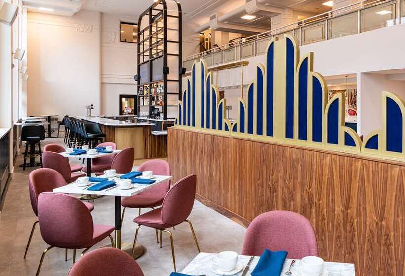 فندق Hilton Garden Inn Flint Downtown