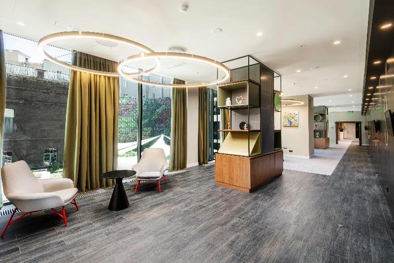 호텔 Holiday Inn Yerevan Republic Square, An Ihg