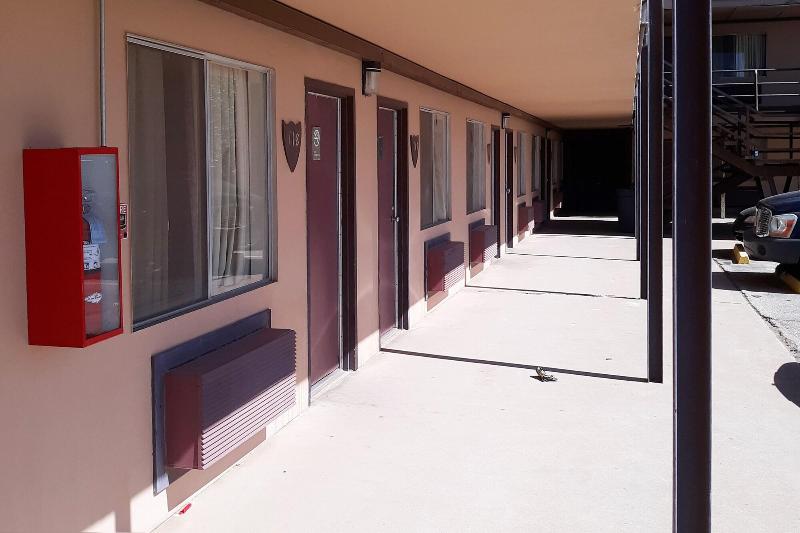 فندق Kings At Clovis