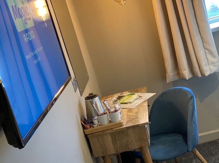 בית מלון כפרי Lodge At Tap Haus