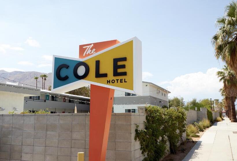 مُتل The Cole Adults Only