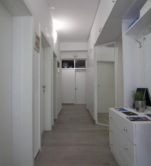 Panzió Apartmani Daša Tučepi