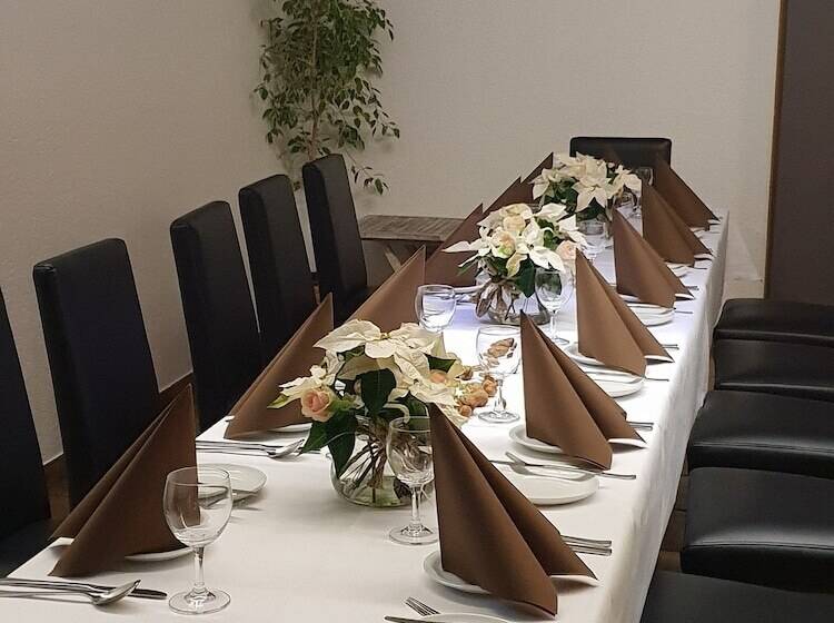 펜션 Landgasthaus Echtzer Hof