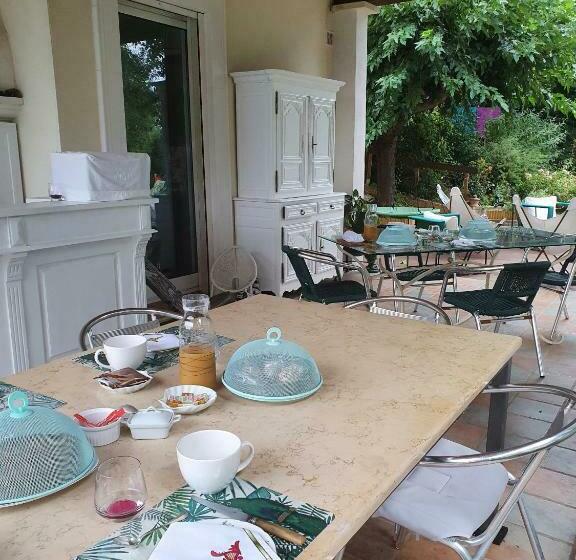 פנסיון Montèze Paradis