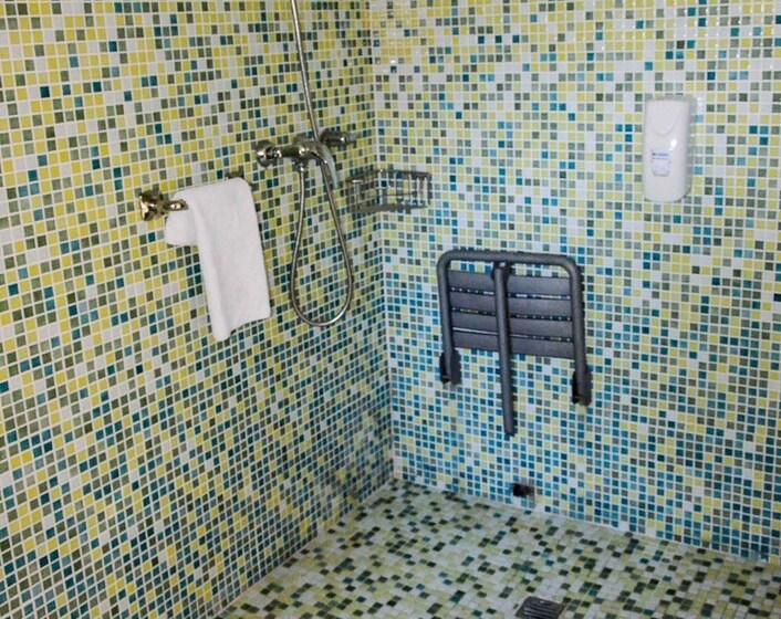 膳宿费 Sursum Corda