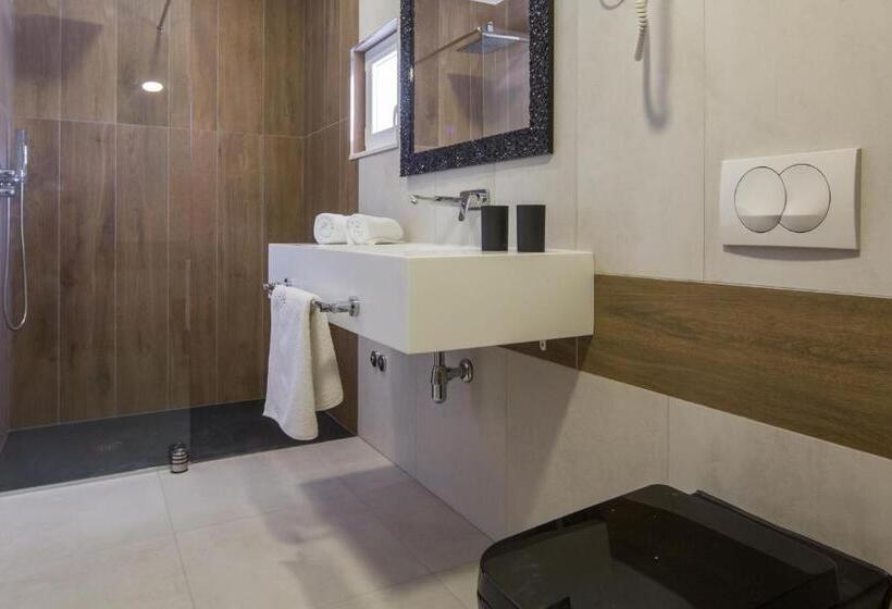 膳宿费 Villa Mandalinic